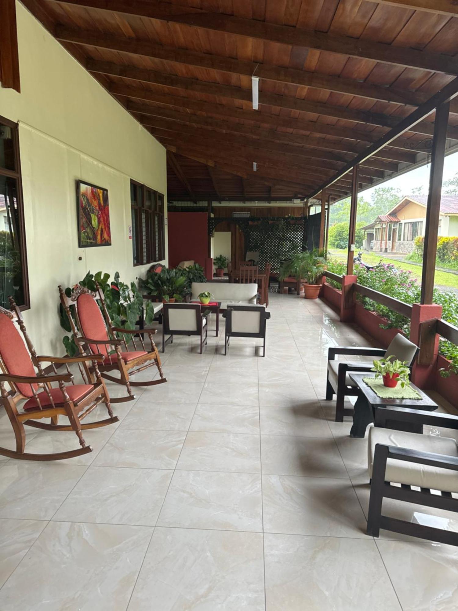 Befox Adventure Hotell La Fortuna Eksteriør bilde