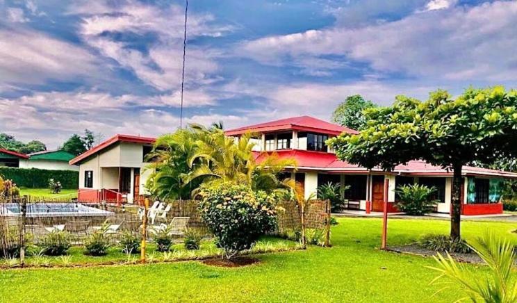 Befox Adventure Hotell La Fortuna Eksteriør bilde